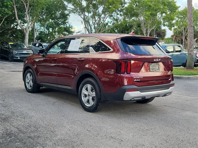Photo of 2025 Dawning Red Kia Sorento