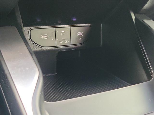 Photo of 2025 Dawning Red Kia Sorento