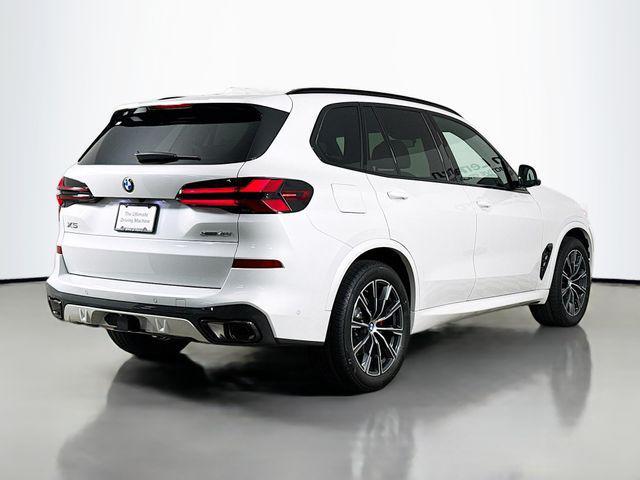 Photo of 2026 Mineral White Metallic BMW X5