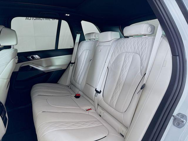 Photo of 2026 Mineral White Metallic BMW X5