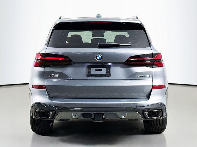 Photo of 2026 Skyscraper Grey Metallic BMW X5