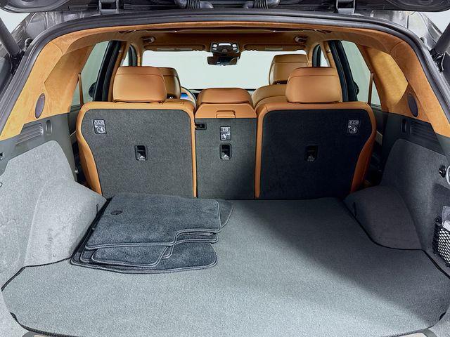 Photo of 2025 Storr Green Genesis GV80