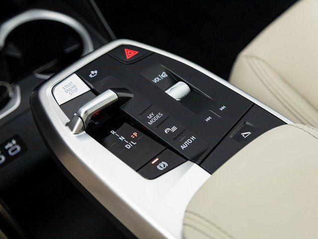 Photo of 2024 Black Sapphire Metallic BMW X1
