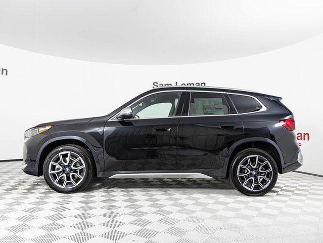 Photo of 2024 Black Sapphire Metallic BMW X1