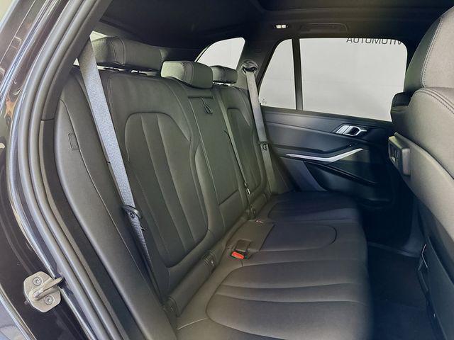 Photo of 2022 Dark Graphite Metallic BMW X5