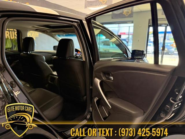 Photo of 2014 Crystal Black Pearl Acura RDX