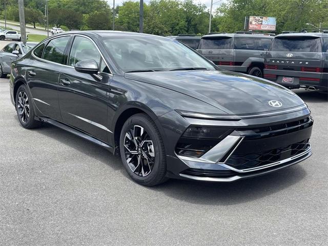 Photo of 2025 Portofino Gray Hyundai SONATA