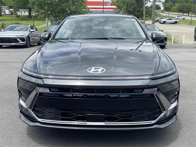 Photo of 2025 Portofino Gray Hyundai SONATA