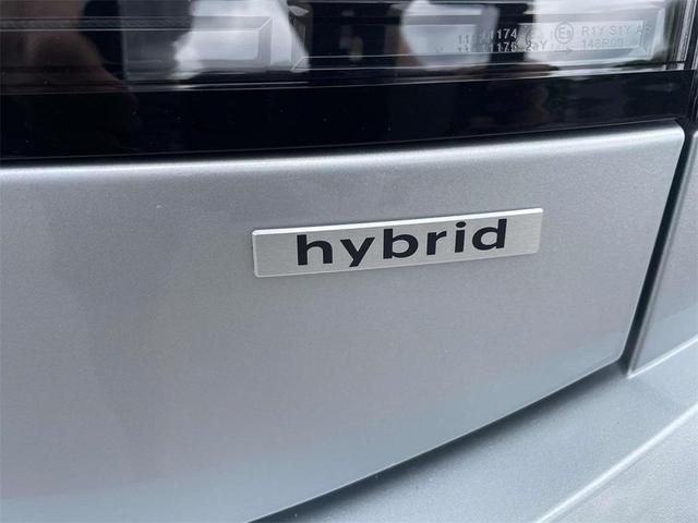 Photo of 2025 Aero Silver Hyundai SONATA Hybrid