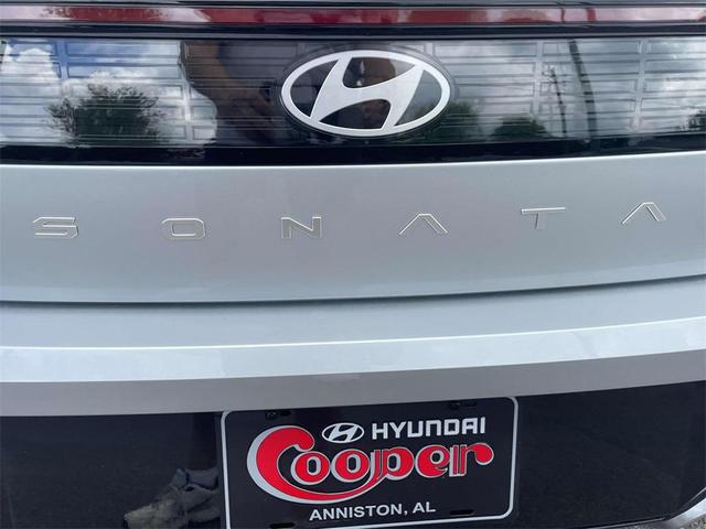Photo of 2025 Aero Silver Hyundai SONATA Hybrid