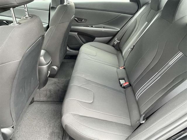 Photo of 2025 Abyss Black Hyundai ELANTRA