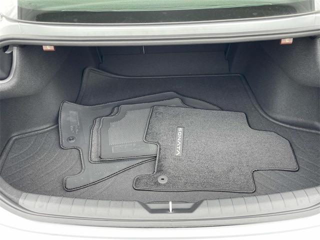 Photo of 2025 Aero Silver Hyundai SONATA Hybrid