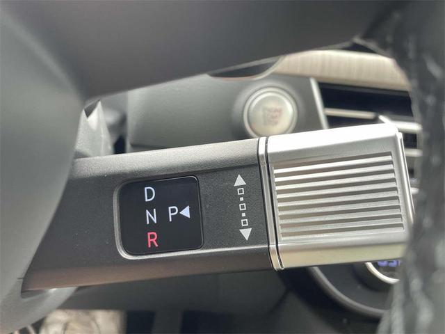 Photo of 2025 Aero Silver Hyundai SONATA Hybrid