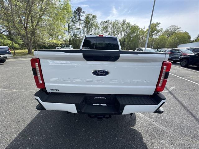 Photo of 2025 Oxford White Ford F-350