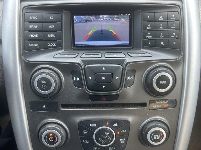 Photo of 2012 WHITE PLATINUM MET TRI-COAT Ford Edge