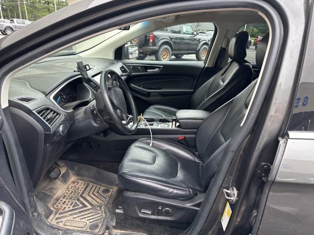 Photo of 2019 Magnetic Ford Edge