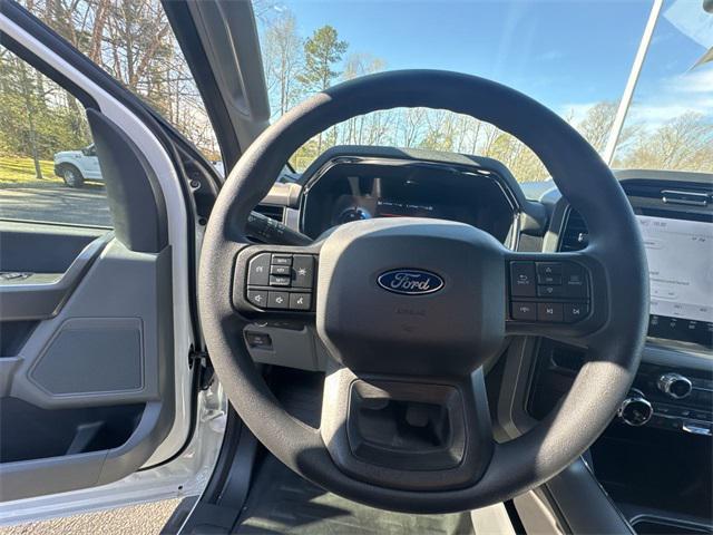 Photo of 2024 Oxford White Ford F-150 Lightning