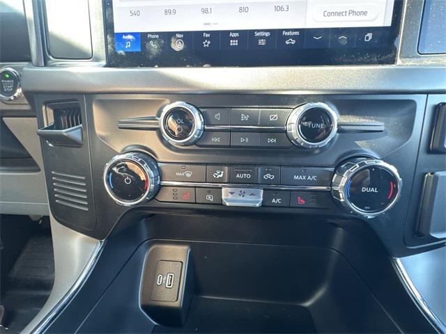 Photo of 2024 Oxford White Ford F-150 Lightning