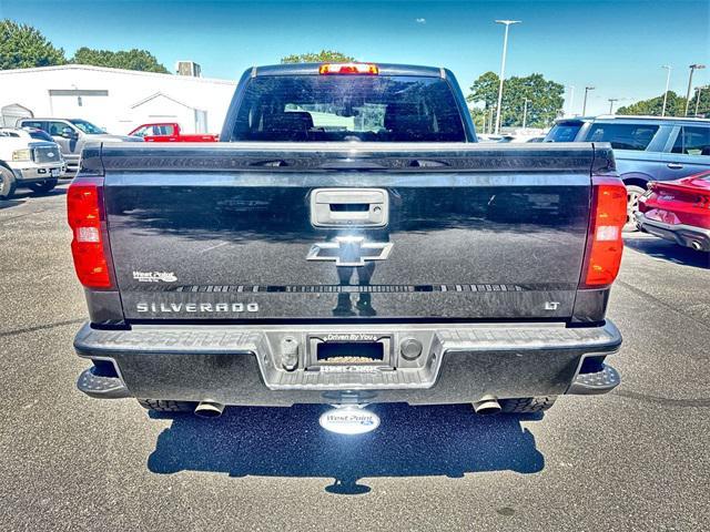 Photo of 2018 Black Chevrolet Silverado 1500
