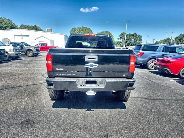Photo of 2018 Black Chevrolet Silverado 1500