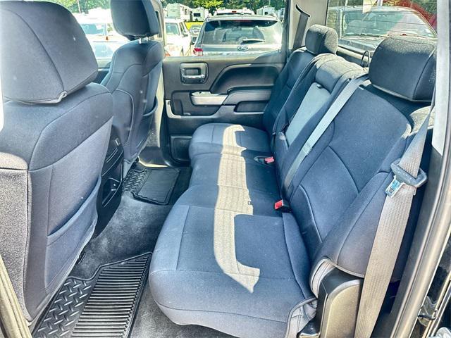 Photo of 2018 Black Chevrolet Silverado 1500
