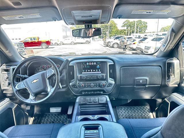 Photo of 2018 Black Chevrolet Silverado 1500