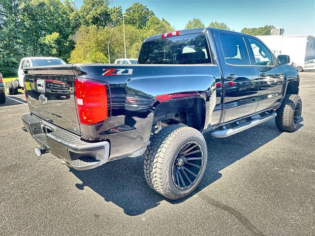 Photo of 2018 Black Chevrolet Silverado 1500