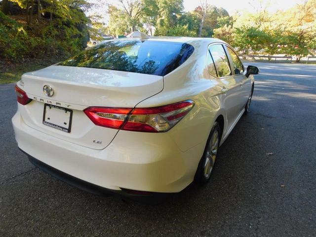 Photo of 2019 White Toyota Camry