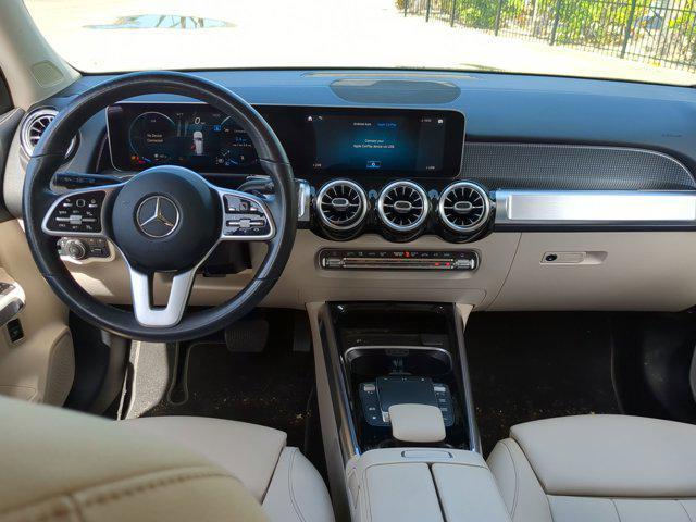 Photo of 2021 Black Mercedes-Benz GLB 250
