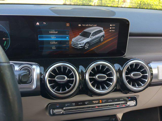 Photo of 2021 Black Mercedes-Benz GLB 250