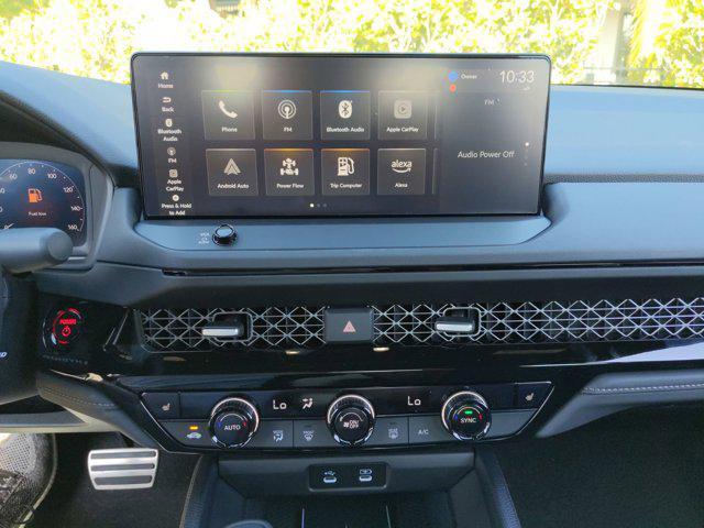 Photo of 2025 Platinum White Honda Accord Hybrid