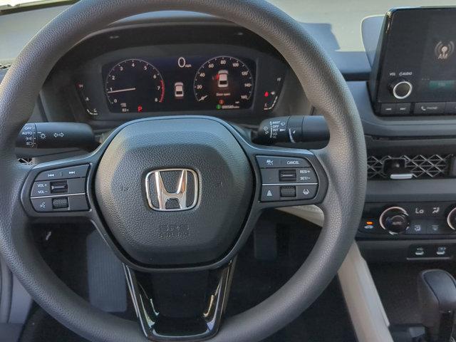 Photo of 2025 Platinum White Pearl Honda Accord