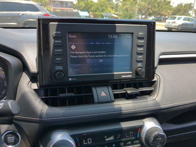 Photo of 2022 White Toyota RAV4