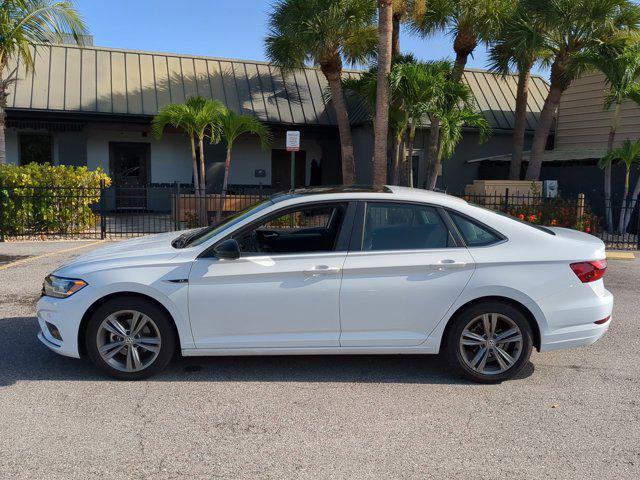Photo of 2021 Pure White Volkswagen Jetta