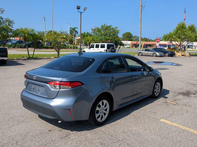 Photo of 2024 Gray Toyota Corolla