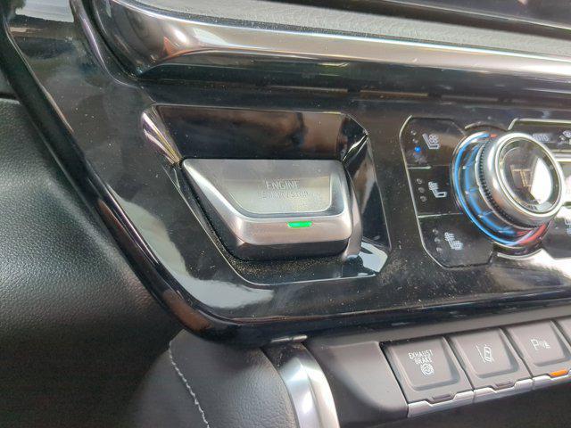 Photo of 2024 Onyx Black GMC Sierra 2500