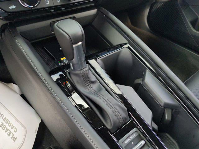 Photo of 2025 Platinum White Honda Accord Hybrid