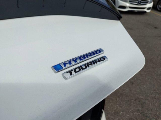 Photo of 2025 Platinum White Honda Accord Hybrid