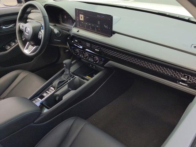 Photo of 2025 Platinum White Honda Accord Hybrid