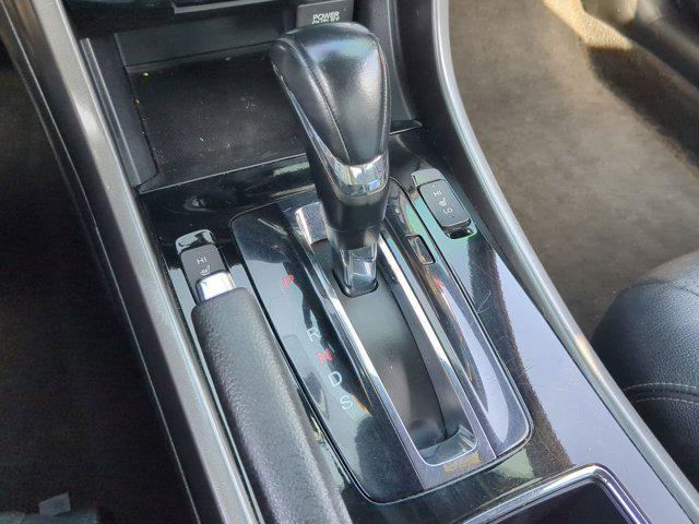 Photo of 2016 San Marino Red Honda Accord