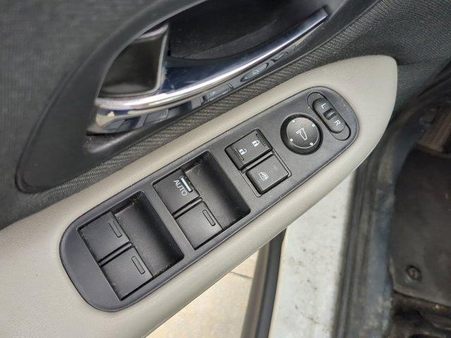 Photo of 2021 Platinum White Pearl Honda HR-V