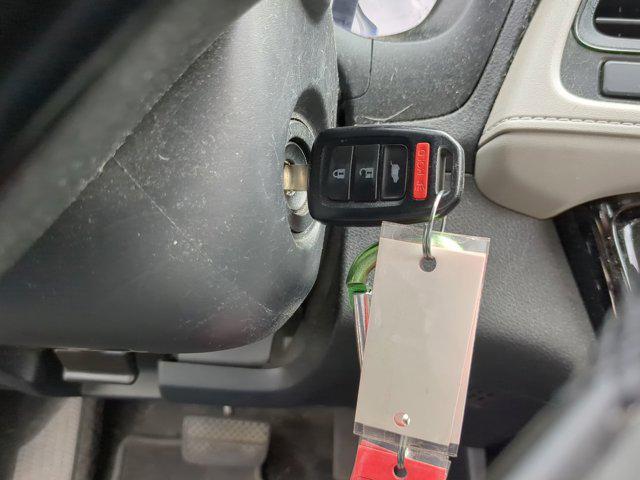 Photo of 2021 Platinum White Pearl Honda HR-V