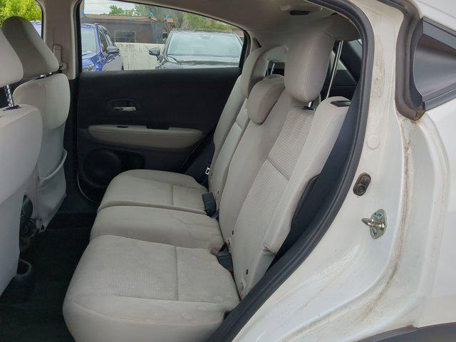 Photo of 2021 Platinum White Pearl Honda HR-V