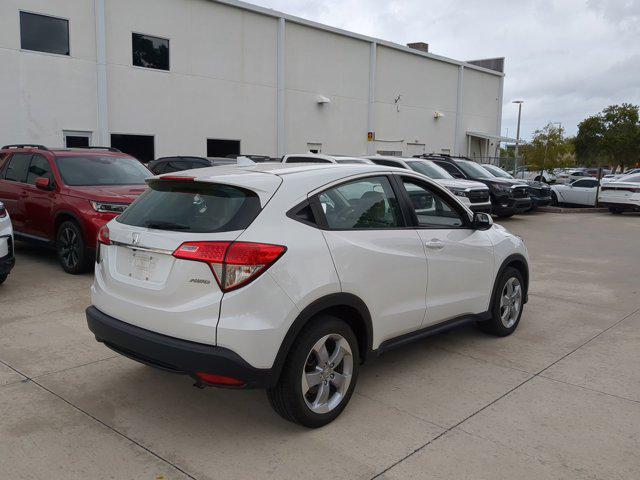 Photo of 2021 Platinum White Pearl Honda HR-V