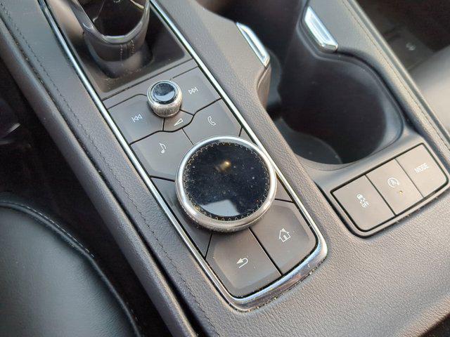 Photo of 2023 Argent Silver Metallic Cadillac XT4
