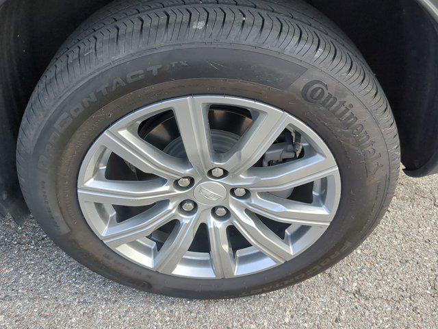 Photo of 2023 Argent Silver Metallic Cadillac XT4