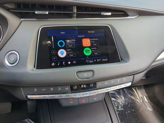 Photo of 2023 Argent Silver Metallic Cadillac XT4