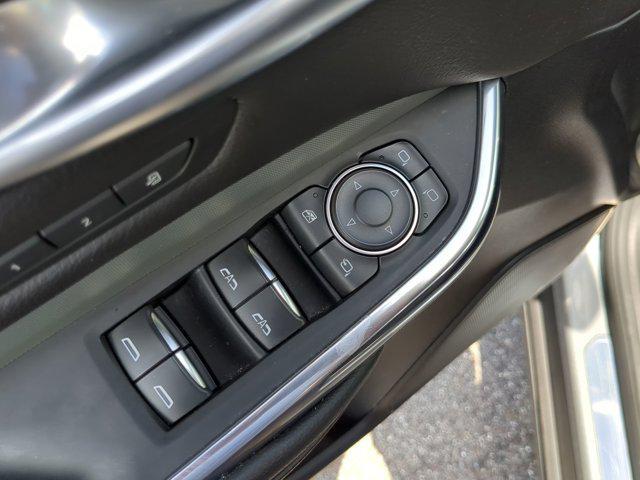 Photo of 2023 Argent Silver Metallic Cadillac XT4