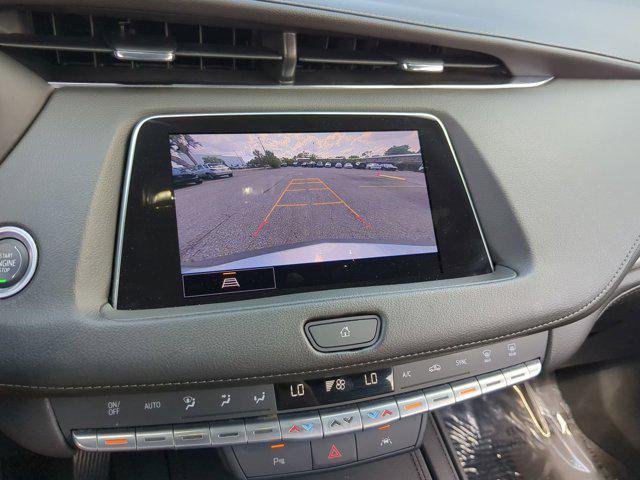 Photo of 2023 Argent Silver Metallic Cadillac XT4