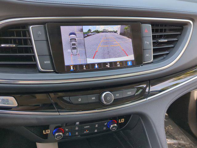 Photo of 2024 White Frost Tricoat Buick Enclave
